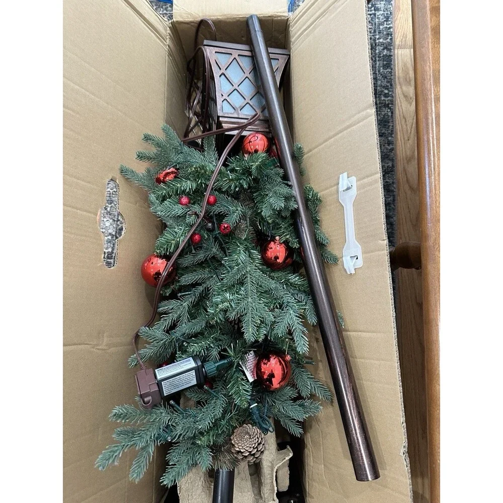 NEW Holiday Living 6ft LED Pre-Lit Lamp Post Decorative Swag Lowe’s Christmas
